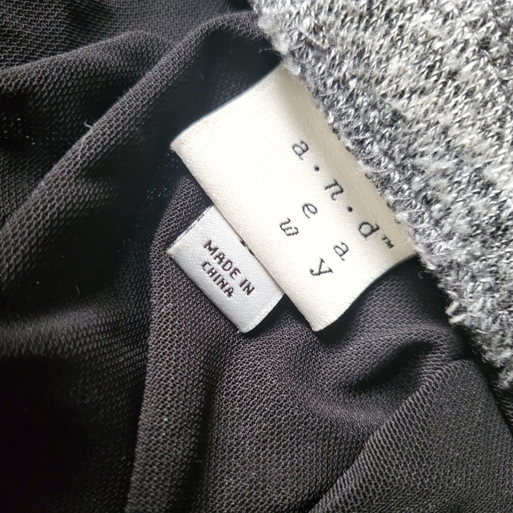 Mini Skirt - Picture 4 of 6